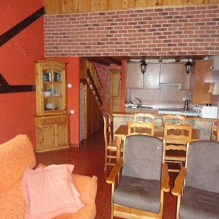 Casa Rural La Vega De Gredos Hostal San Martin de la Vega del Alberche Exterior foto